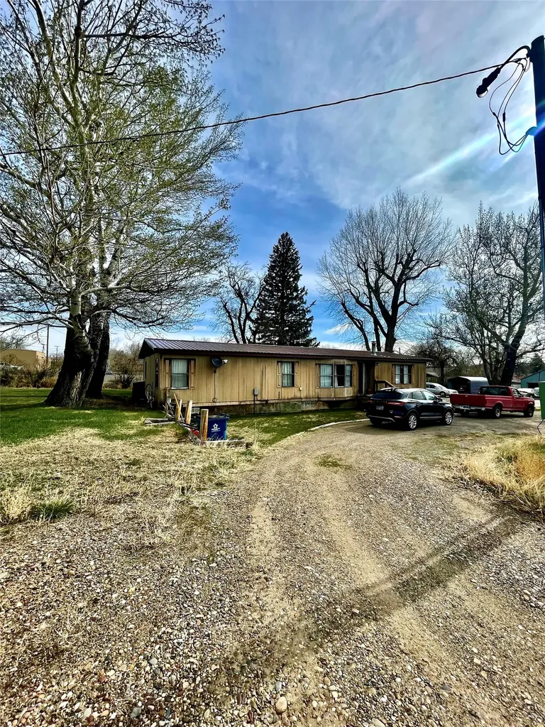 1400 Saint Charles Street Fort Benton MT 59442