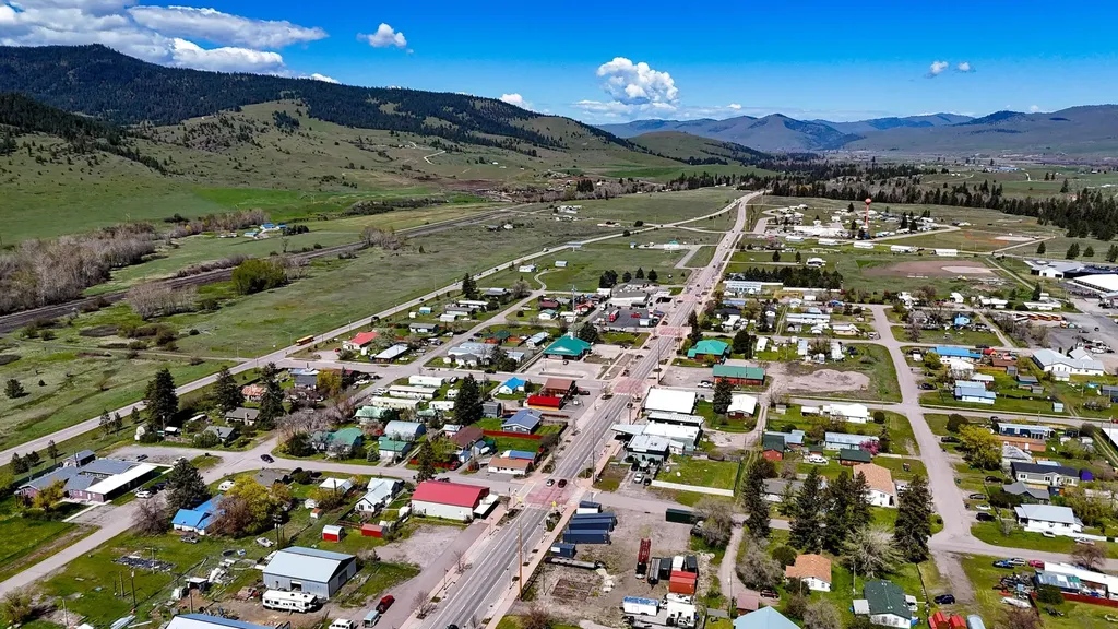 92555 Us Highway 93 Arlee MT 59821