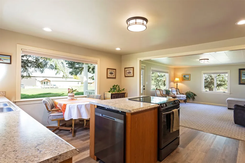 146 Kyle Lane Hamilton MT 59840