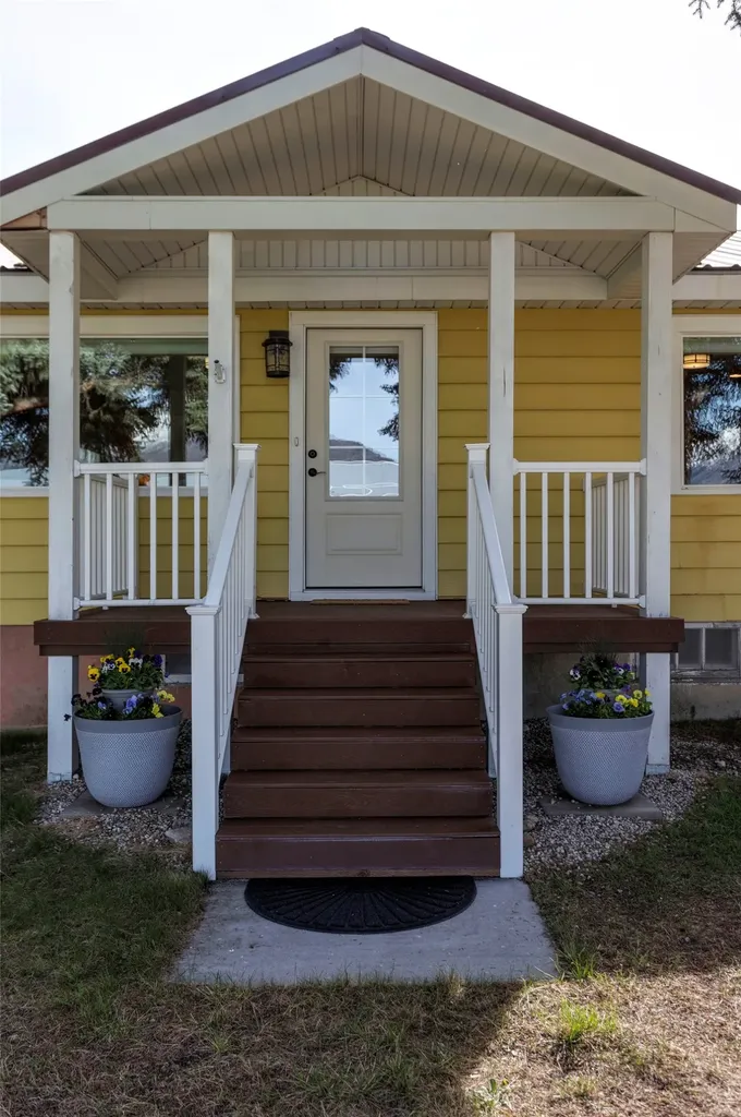 146 Kyle Lane Hamilton MT 59840