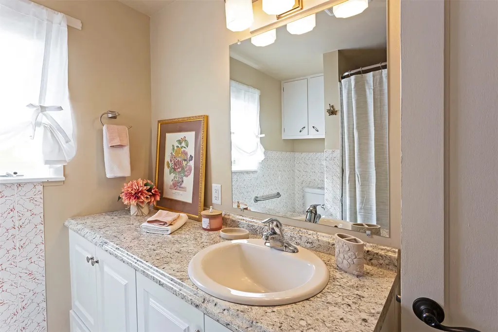 146 Kyle Lane Hamilton MT 59840
