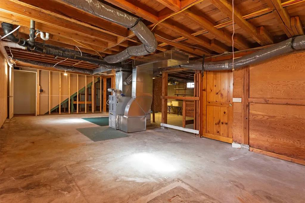146 Kyle Lane Hamilton MT 59840