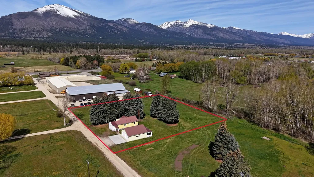 146 Kyle Lane Hamilton MT 59840