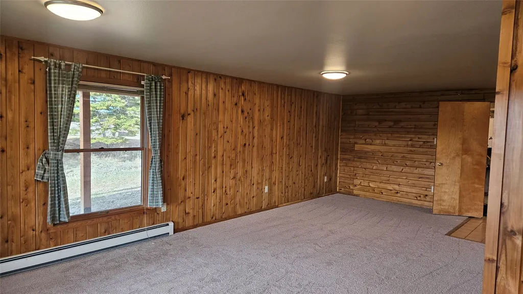 7450 Raven Road Helena MT 59602