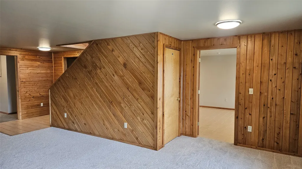 7450 Raven Road Helena MT 59602