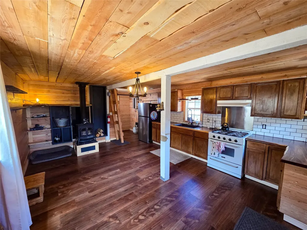 3080 Allen Gulch Road Wolf Creek MT 59648