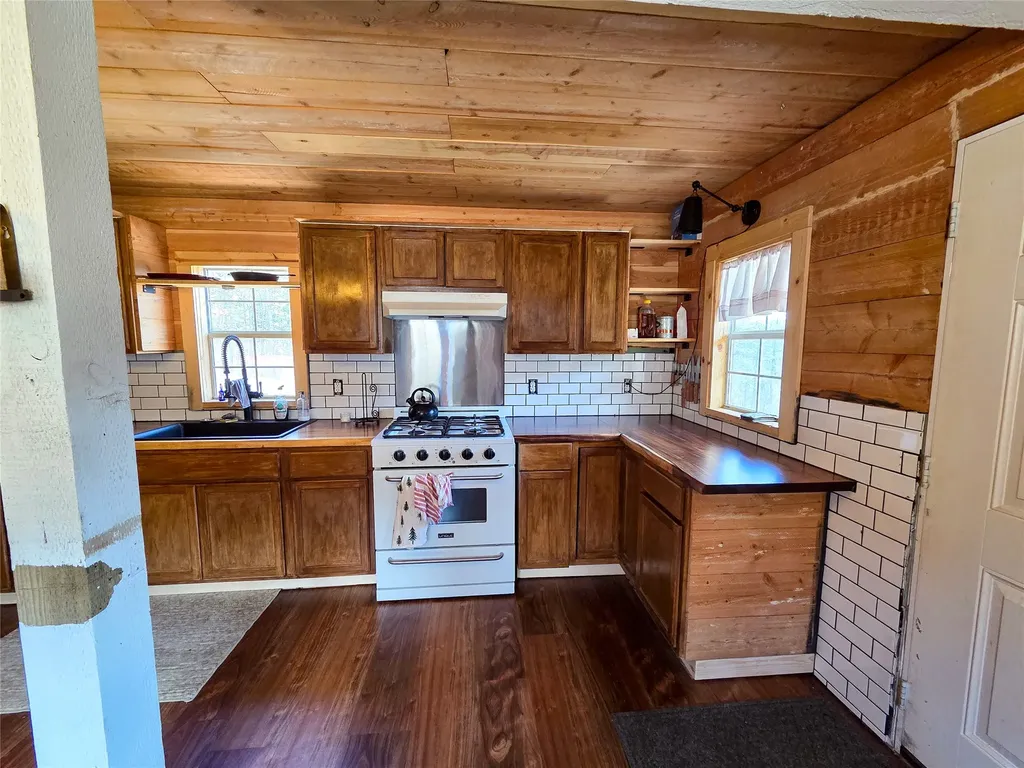 3080 Allen Gulch Road Wolf Creek MT 59648