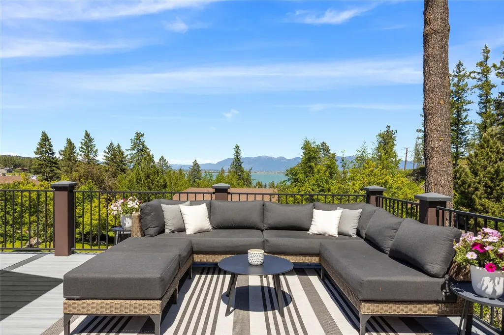 354 Jib Lane Lakeside MT 59922
