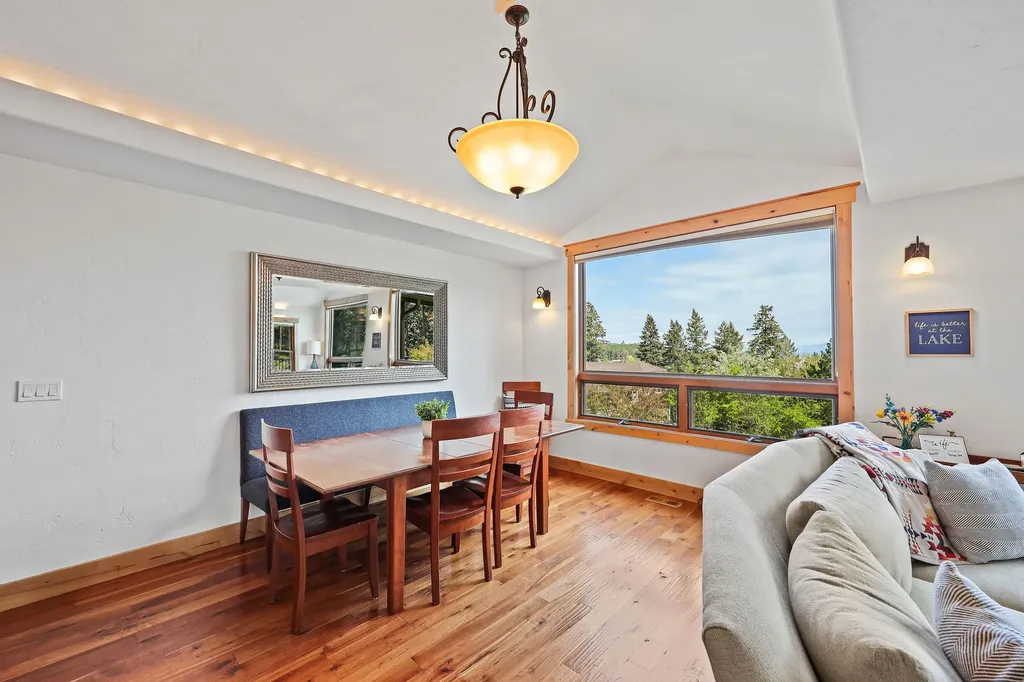 354 Jib Lane Lakeside MT 59922