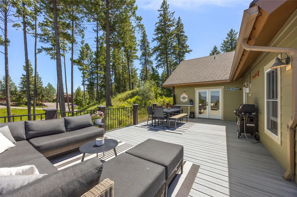 354 Jib Lane Lakeside MT 59922