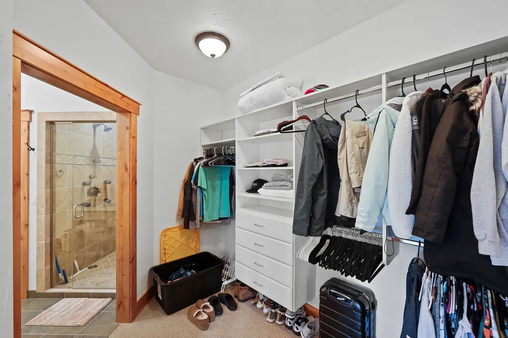 354 Jib Lane Lakeside MT 59922