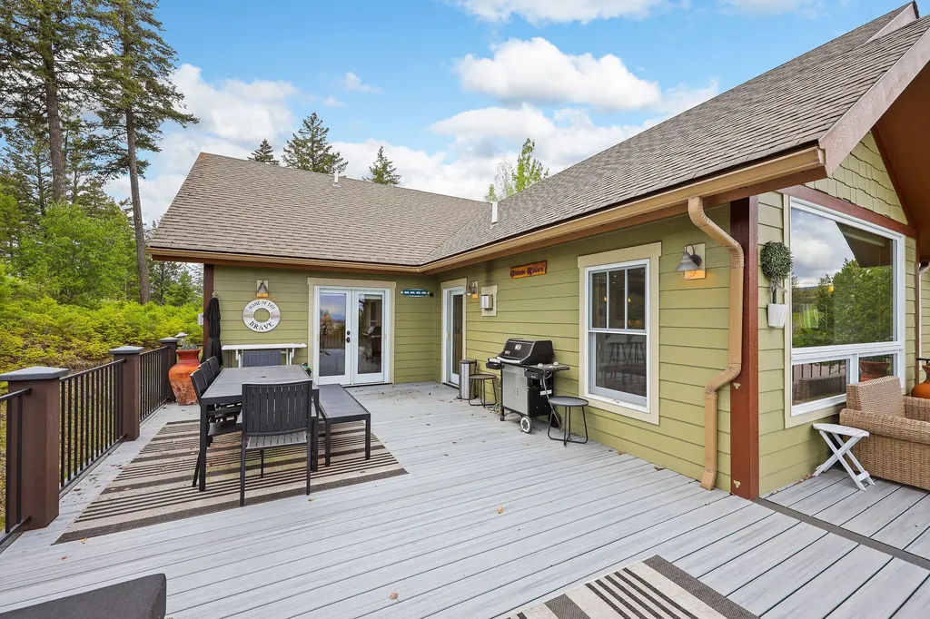 354 Jib Lane Lakeside MT 59922