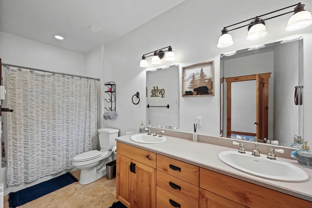 354 Jib Lane Lakeside MT 59922