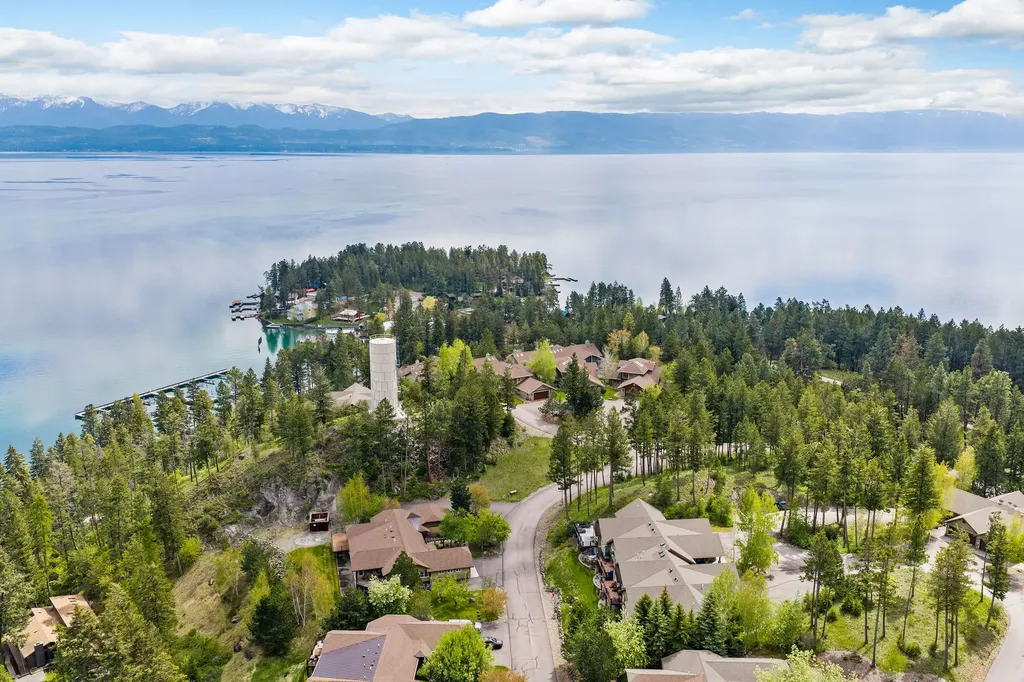 354 Jib Lane Lakeside MT 59922
