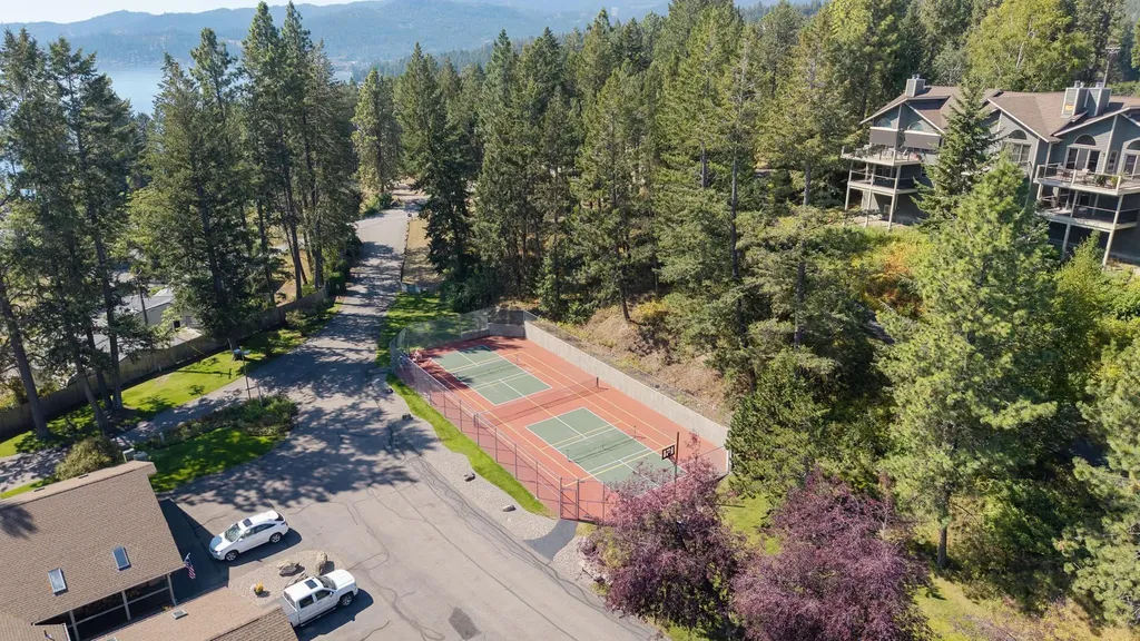 354 Jib Lane Lakeside MT 59922