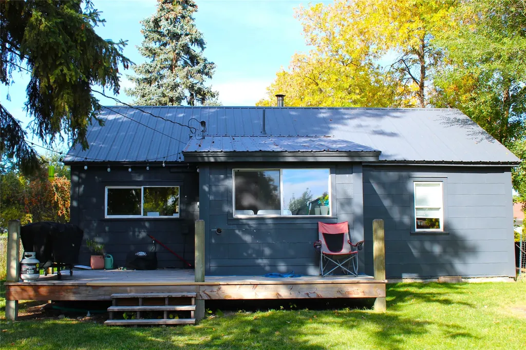517 Eisenhower Street SW Ronan MT 59864
