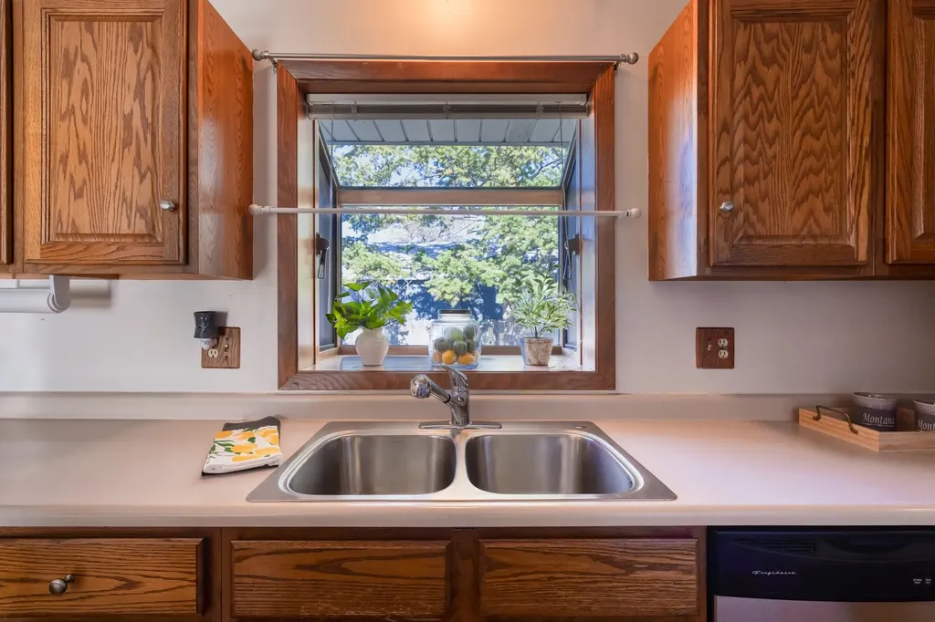 1709 32nd Street S Great Falls MT 59405