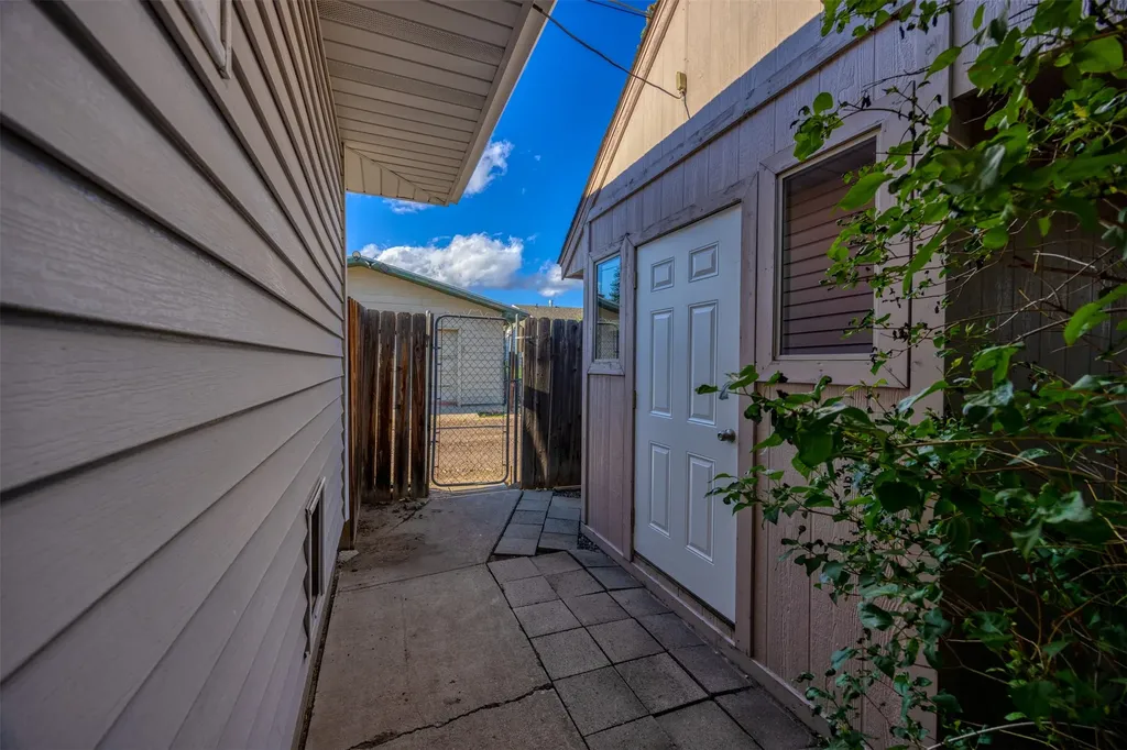 1709 32nd Street S Great Falls MT 59405