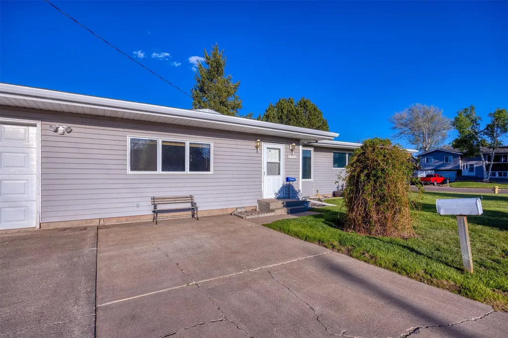 1709 32nd Street S Great Falls MT 59405