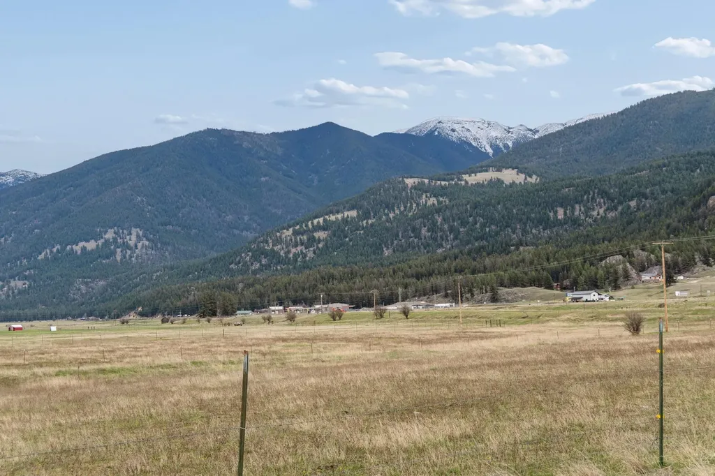 Nhn Us Highway 93 N Eureka MT 59917