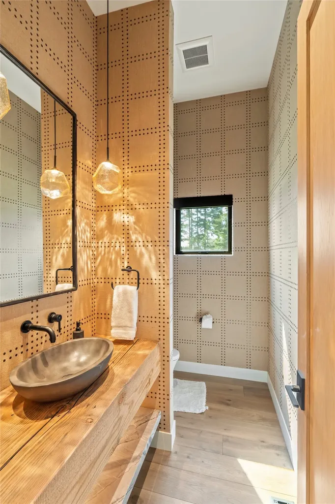 1500 W Lakeshore Drive Whitefish MT 59937