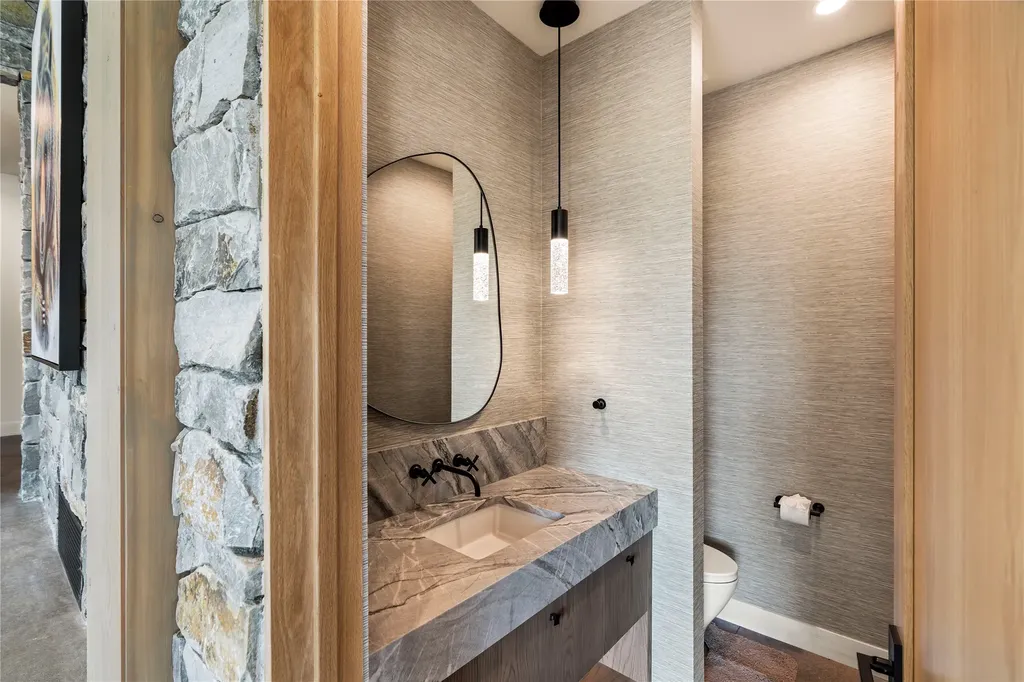 1500 W Lakeshore Drive Whitefish MT 59937