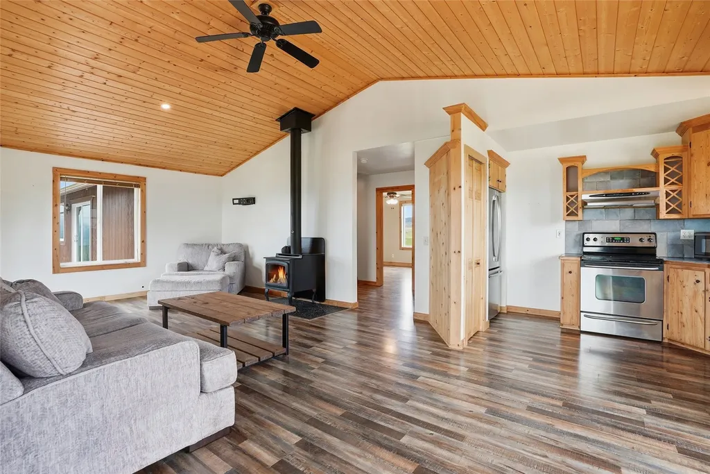 652 Pathfinder Road S Stevensville MT 59870