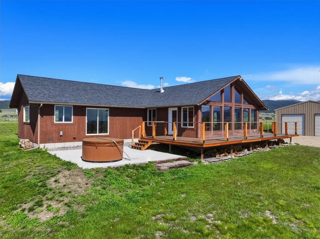 652 Pathfinder Road S Stevensville MT 59870