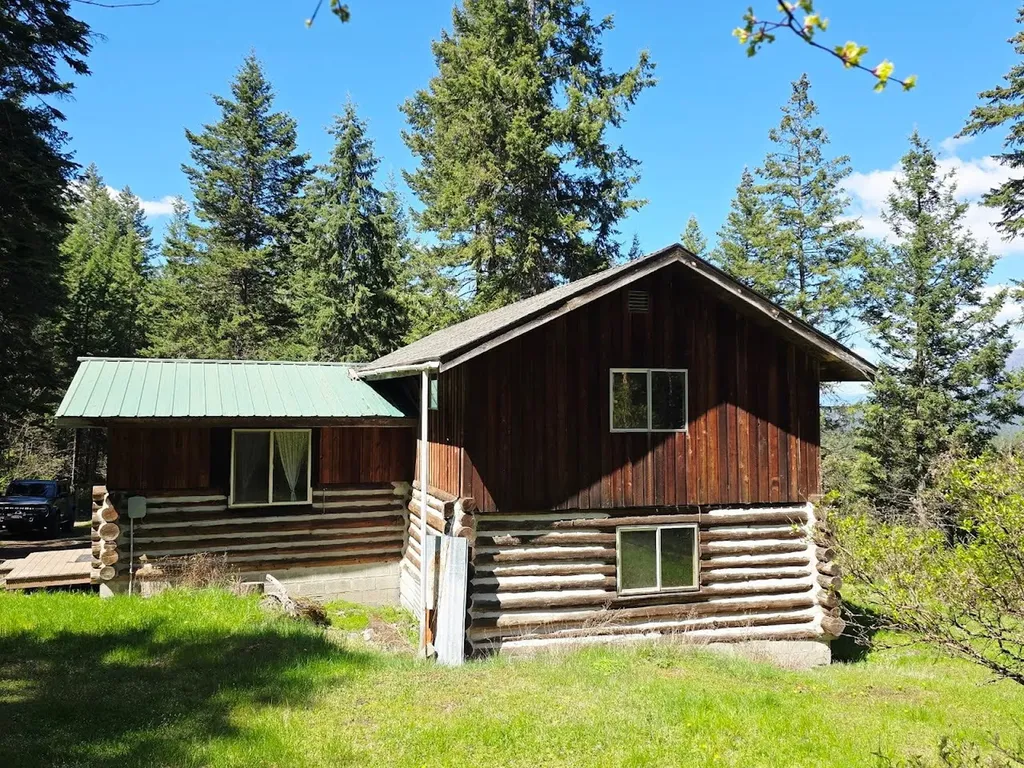 93 Wapiti Point Road Thompson Falls MT 59873