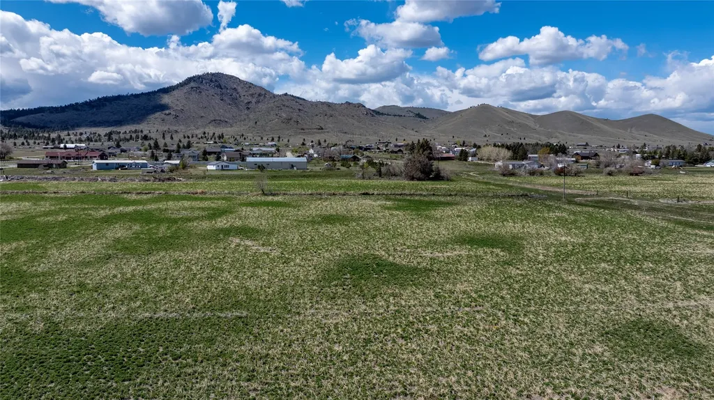 6860 Applegate Drive Helena MT 59602