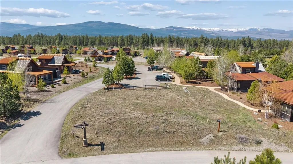 129 Rusty Iron Way Eureka MT 59917