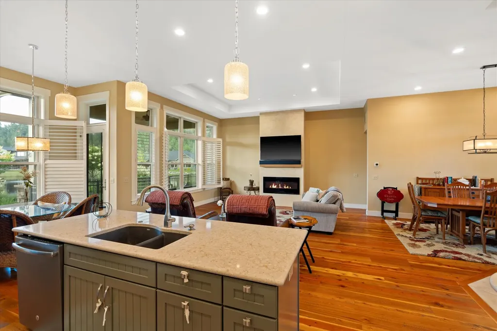 Nhn Lake Pointe Drive Bigfork MT 59911