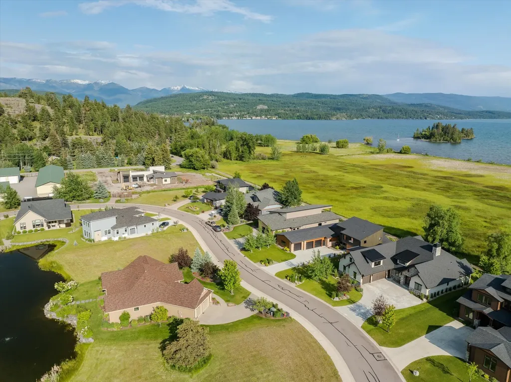 Nhn Lake Pointe Drive Bigfork MT 59911