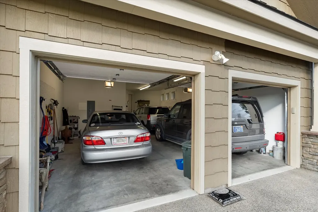 Nhn Lake Pointe Drive Bigfork MT 59911