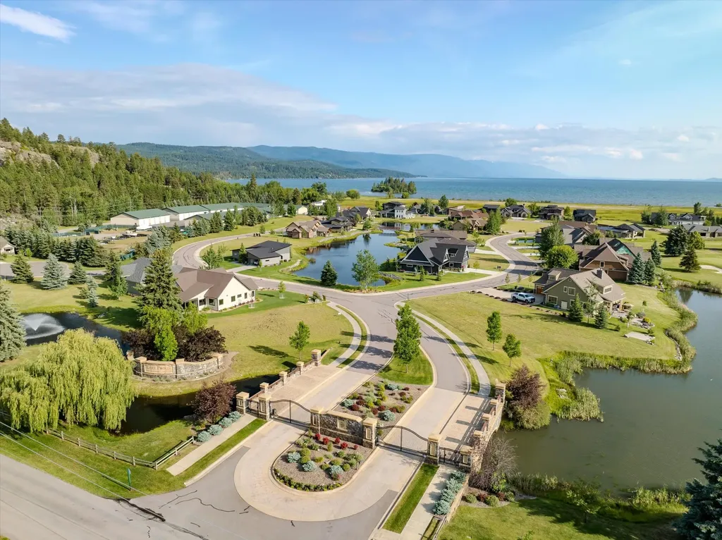 Nhn Lake Pointe Drive Bigfork MT 59911