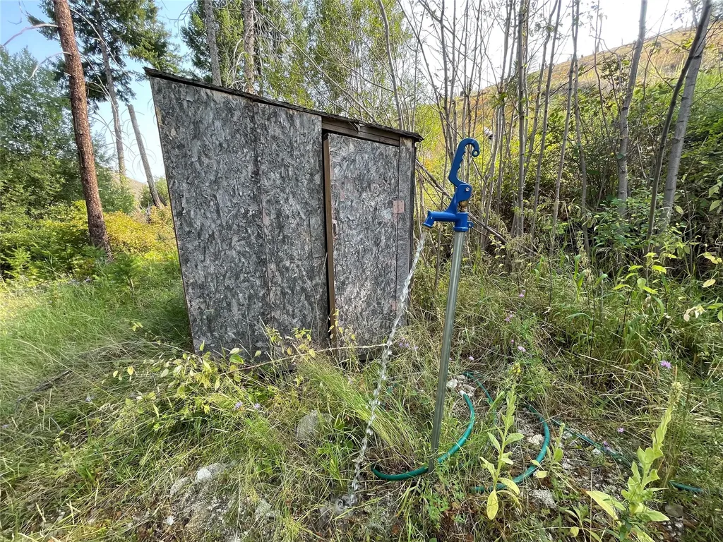 55 Blind Draw Road Conner MT 59827