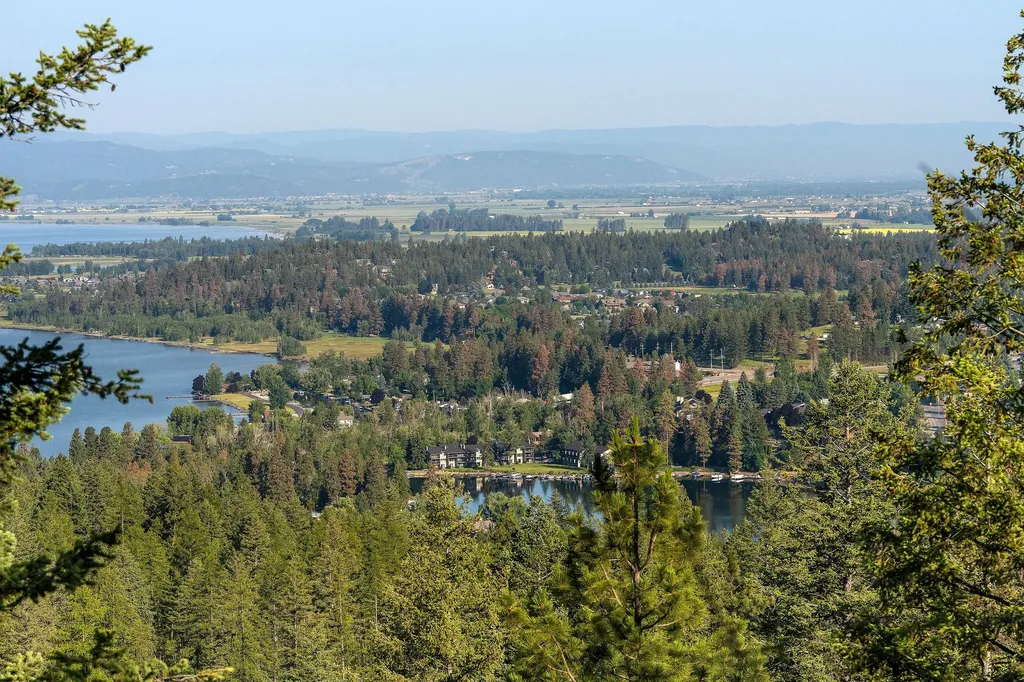 32 Bridle Court Bigfork MT 59911