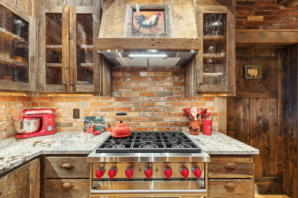 250 Crested Butte Way Victor MT 59875
