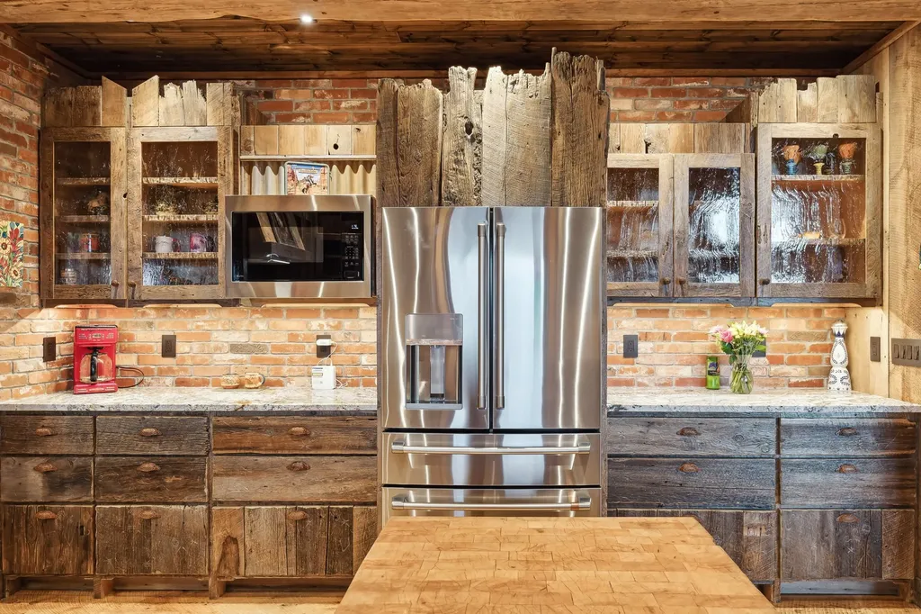 250 Crested Butte Way Victor MT 59875