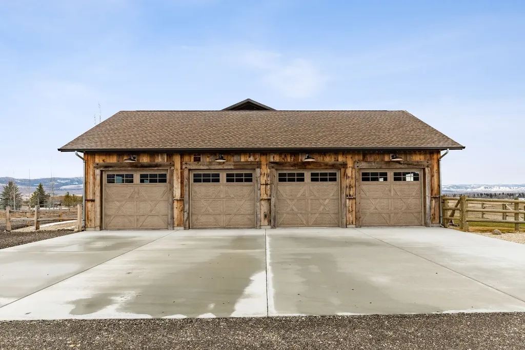 250 Crested Butte Way Victor MT 59875