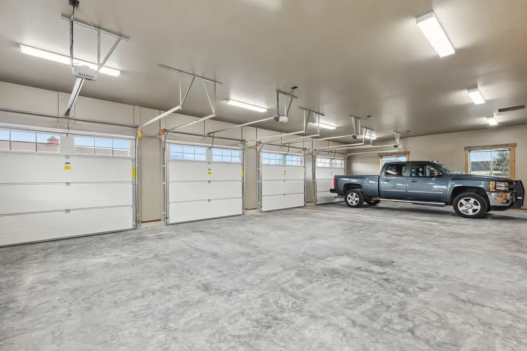 250 Crested Butte Way Victor MT 59875