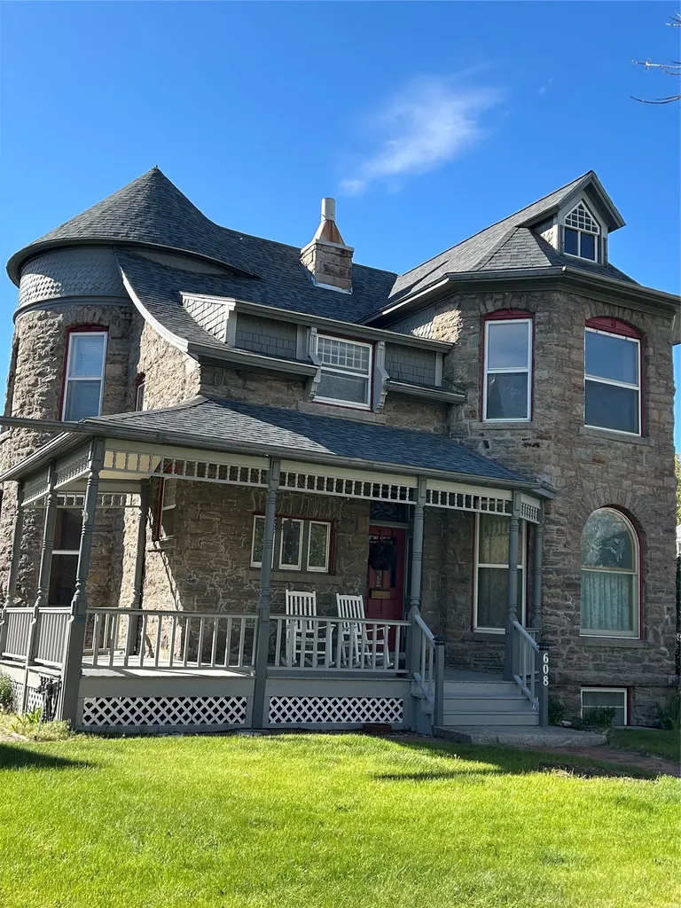608 N Ewing Street Helena MT 59601