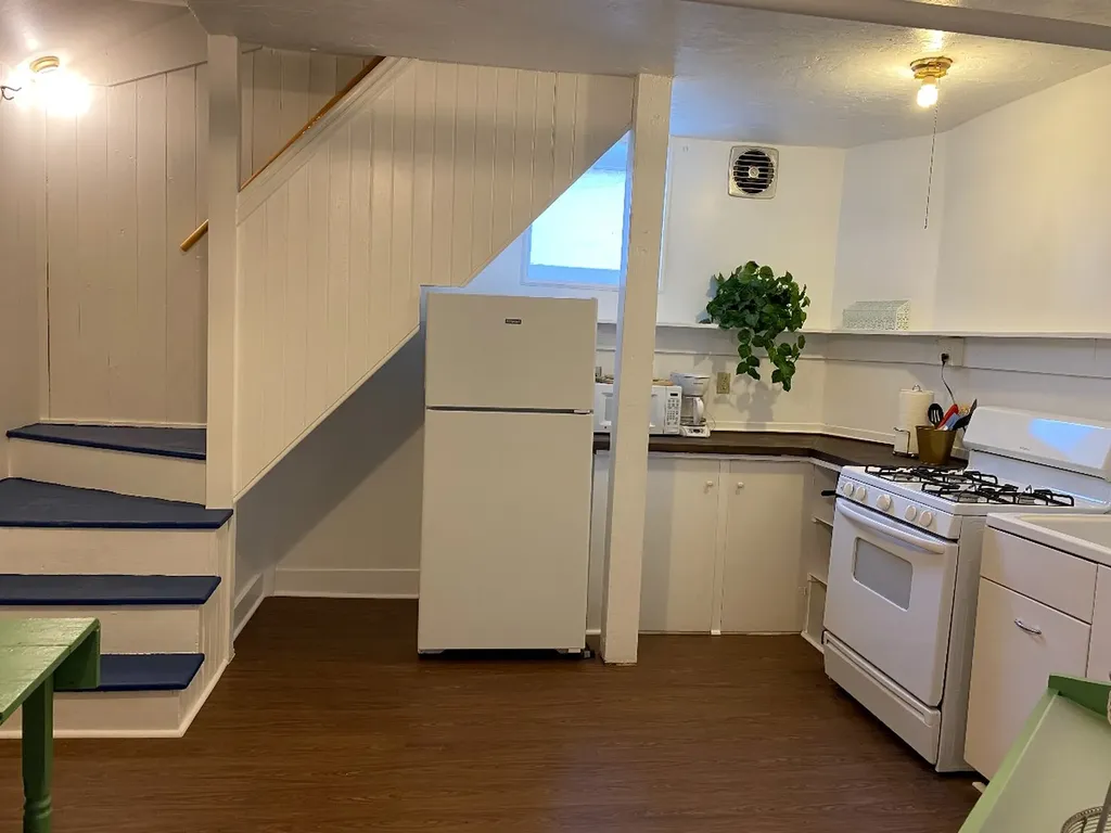 608 N Ewing Street Helena MT 59601