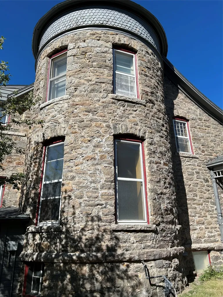 608 N Ewing Street Helena MT 59601