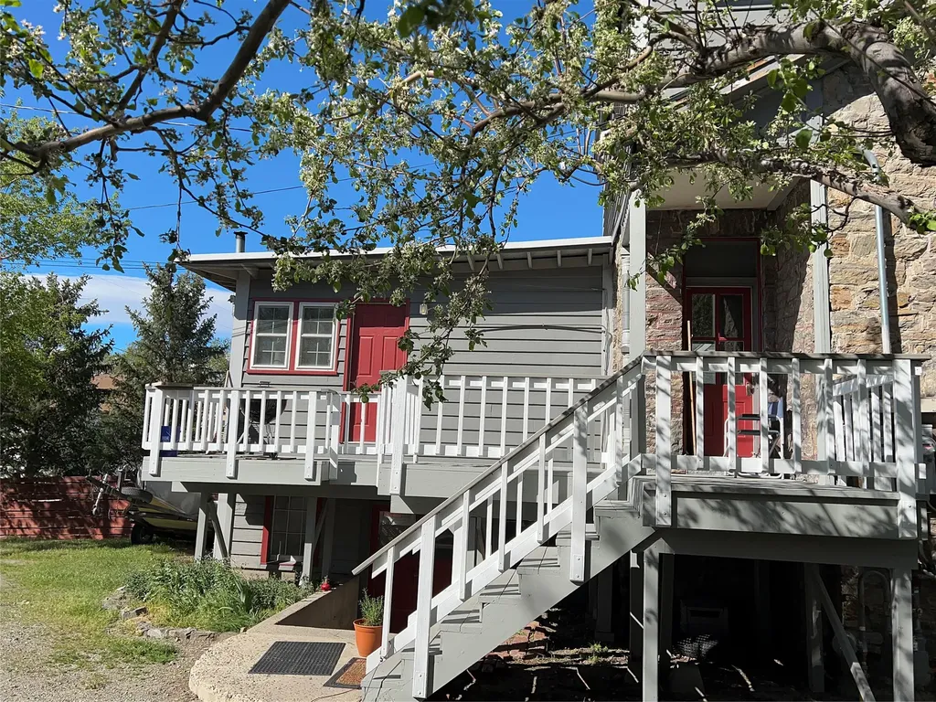 608 N Ewing Street Helena MT 59601