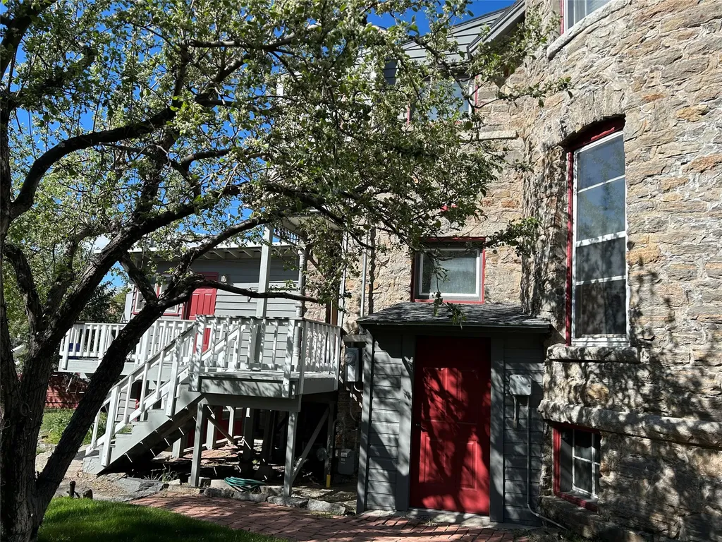 608 N Ewing Street Helena MT 59601