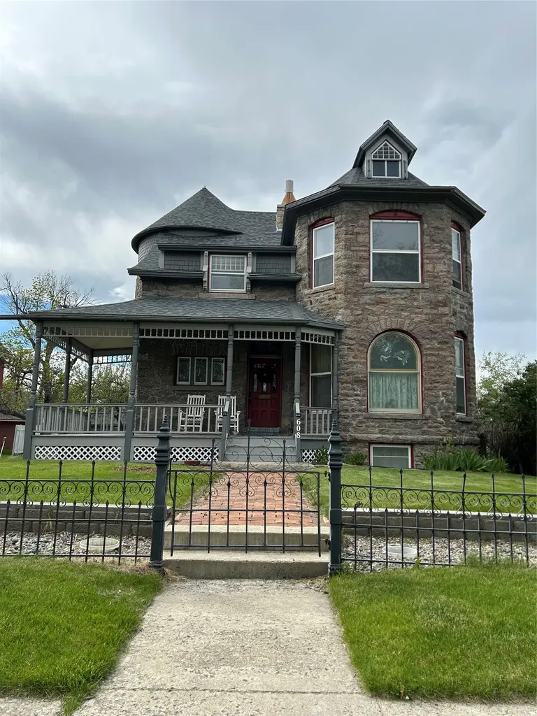 608 N Ewing Street Helena MT 59601
