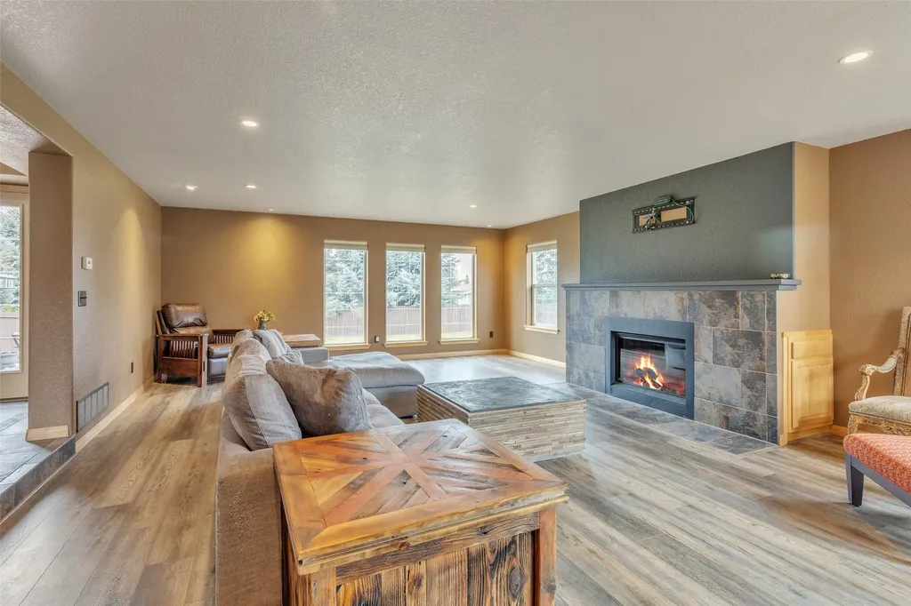 407 Joseph Drive Corvallis MT 59828