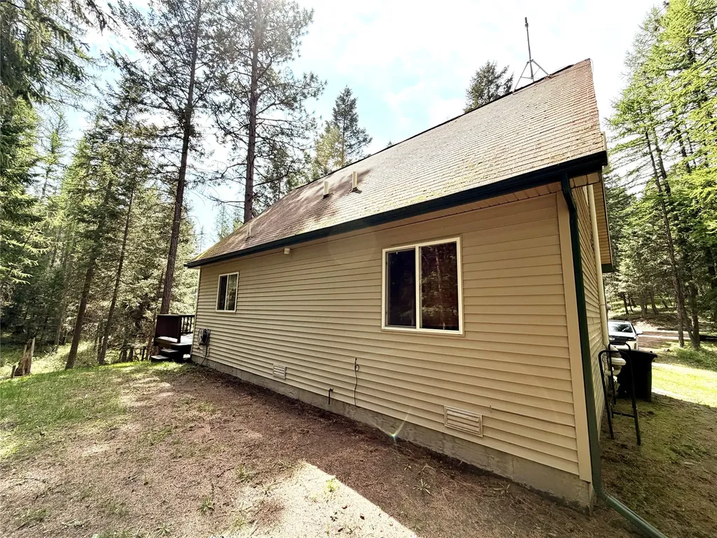 285 N Many Lakes Drive Kalispell MT 59901