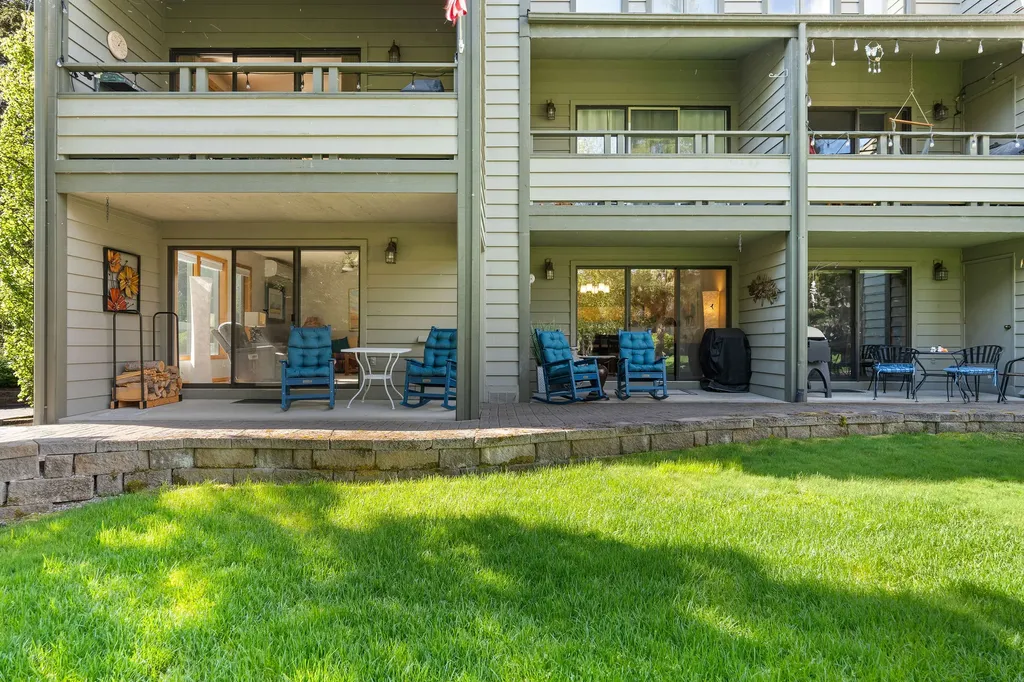 270 Bridge Street Bigfork MT 59911